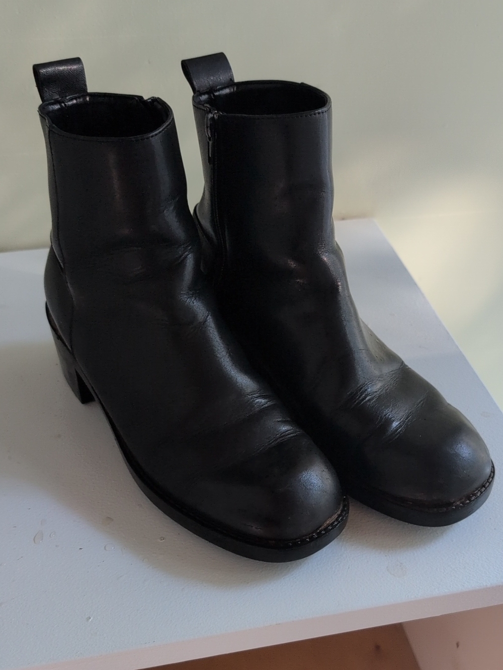 Women's Westies Black Leather Ankle Boots - Classic Zip Chelsea Style Size 7 1/2